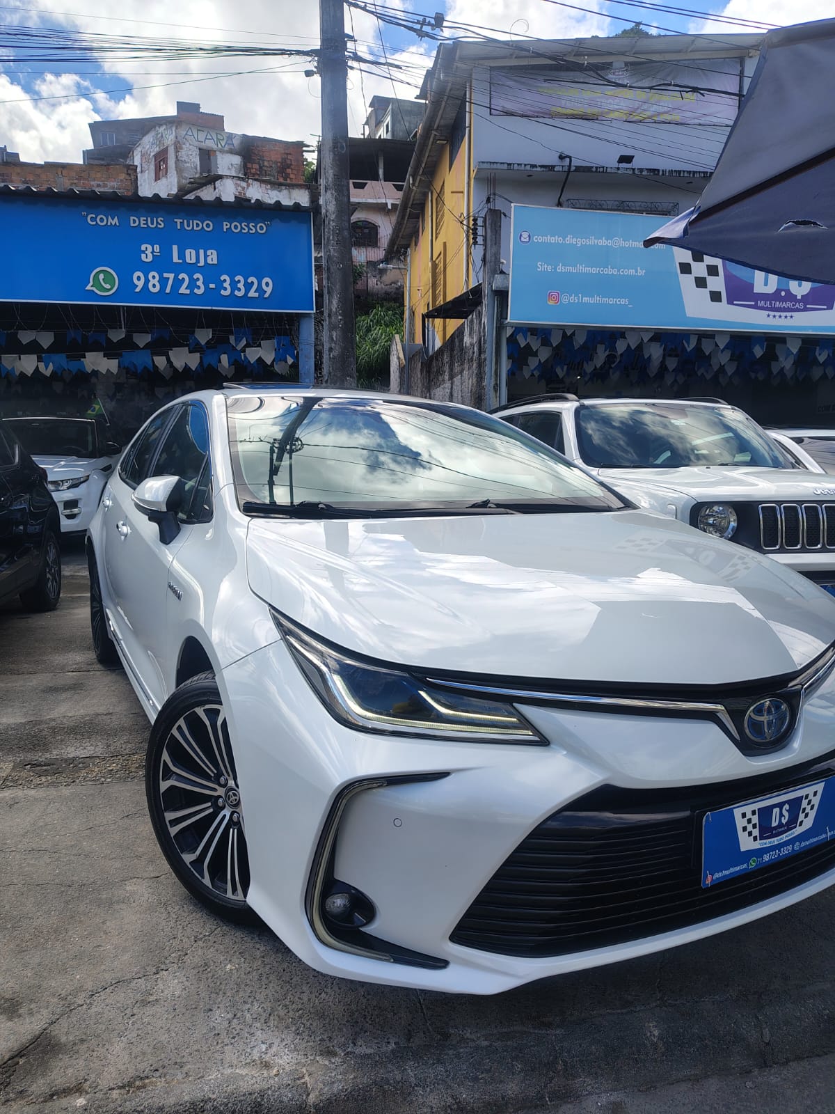 Toyota Corolla 1.8 Altis Premium Hybrid