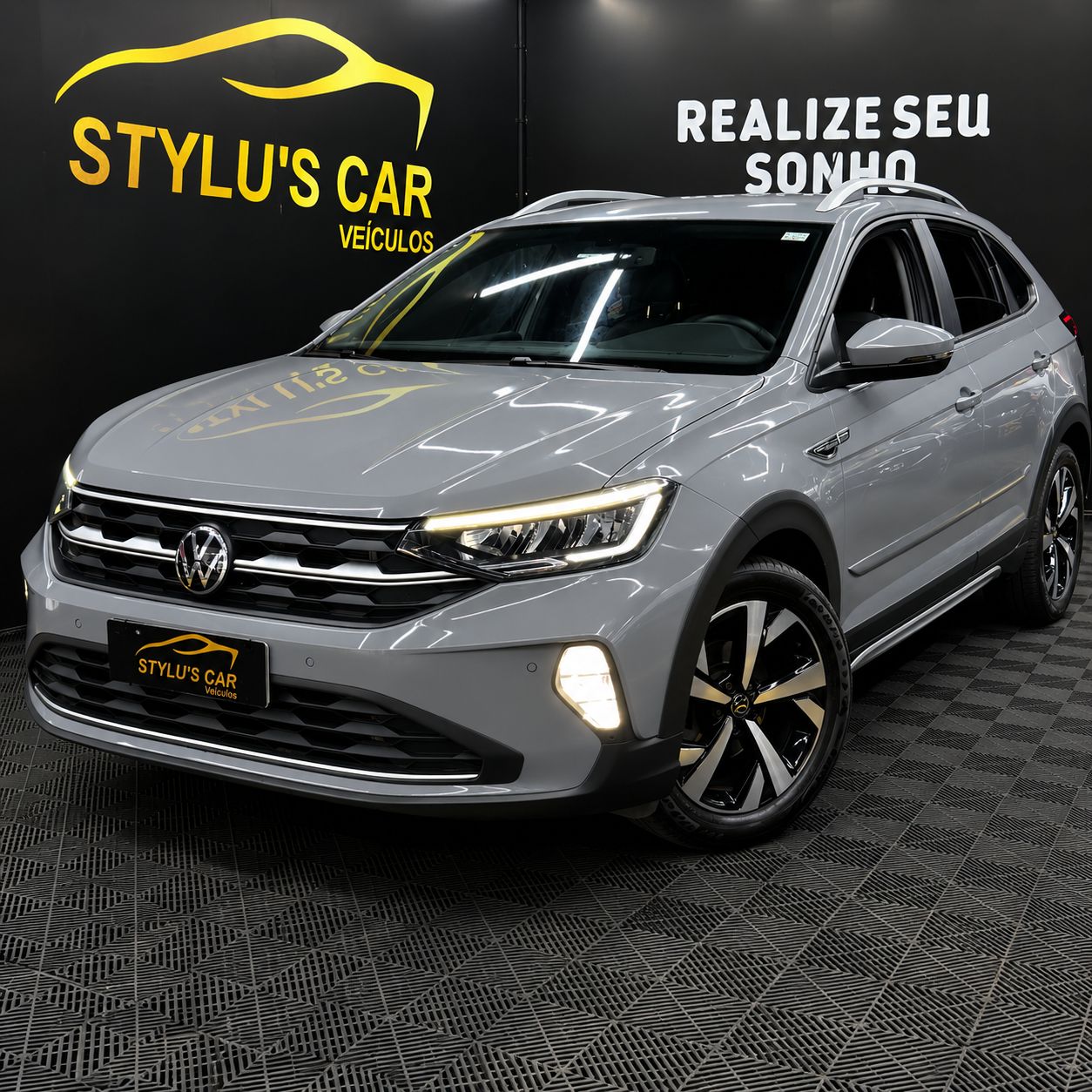 VOLKSWAGEN Nivus Highline 1.0 200 TSI