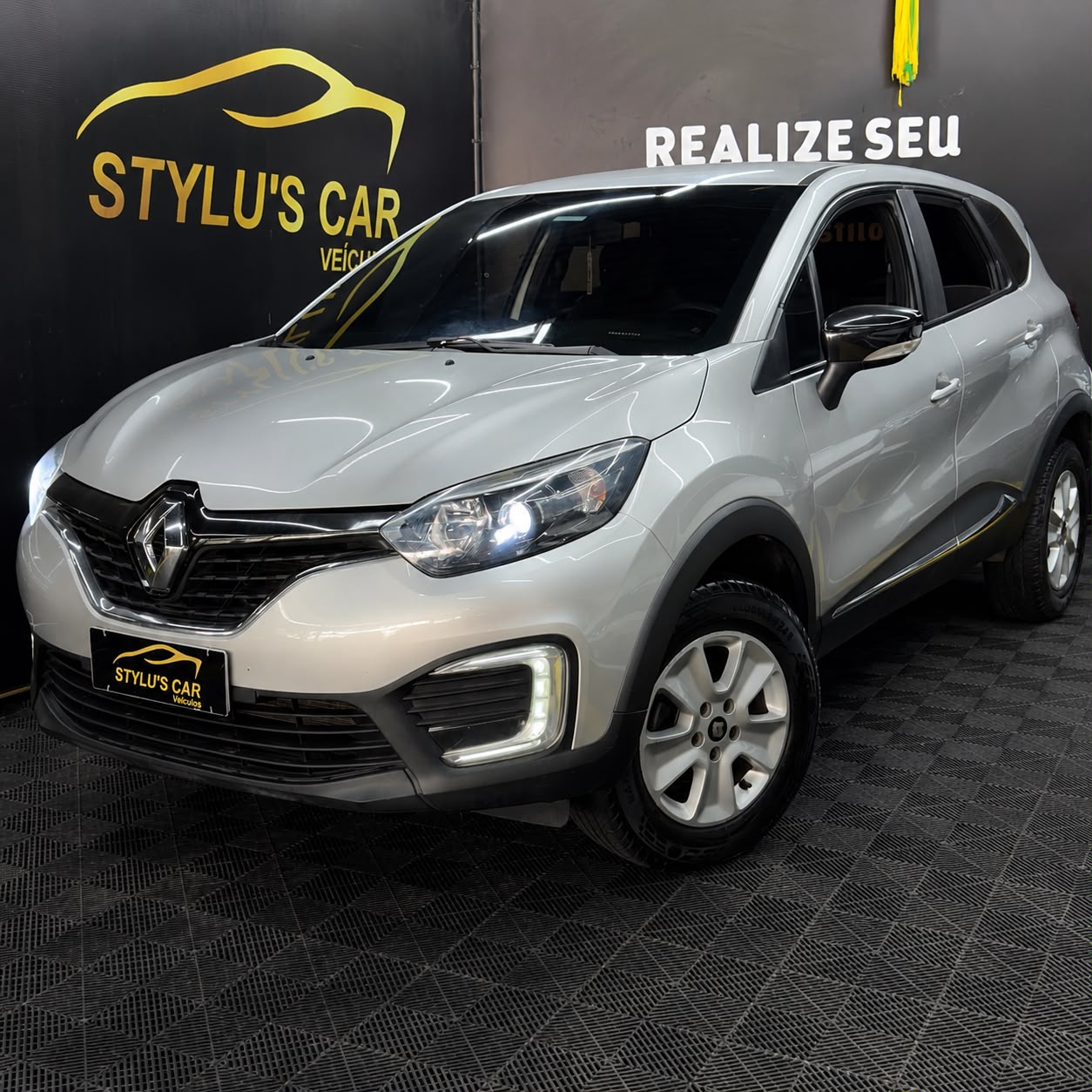 Renault Captur Life 1.6 16V Flex 5p
