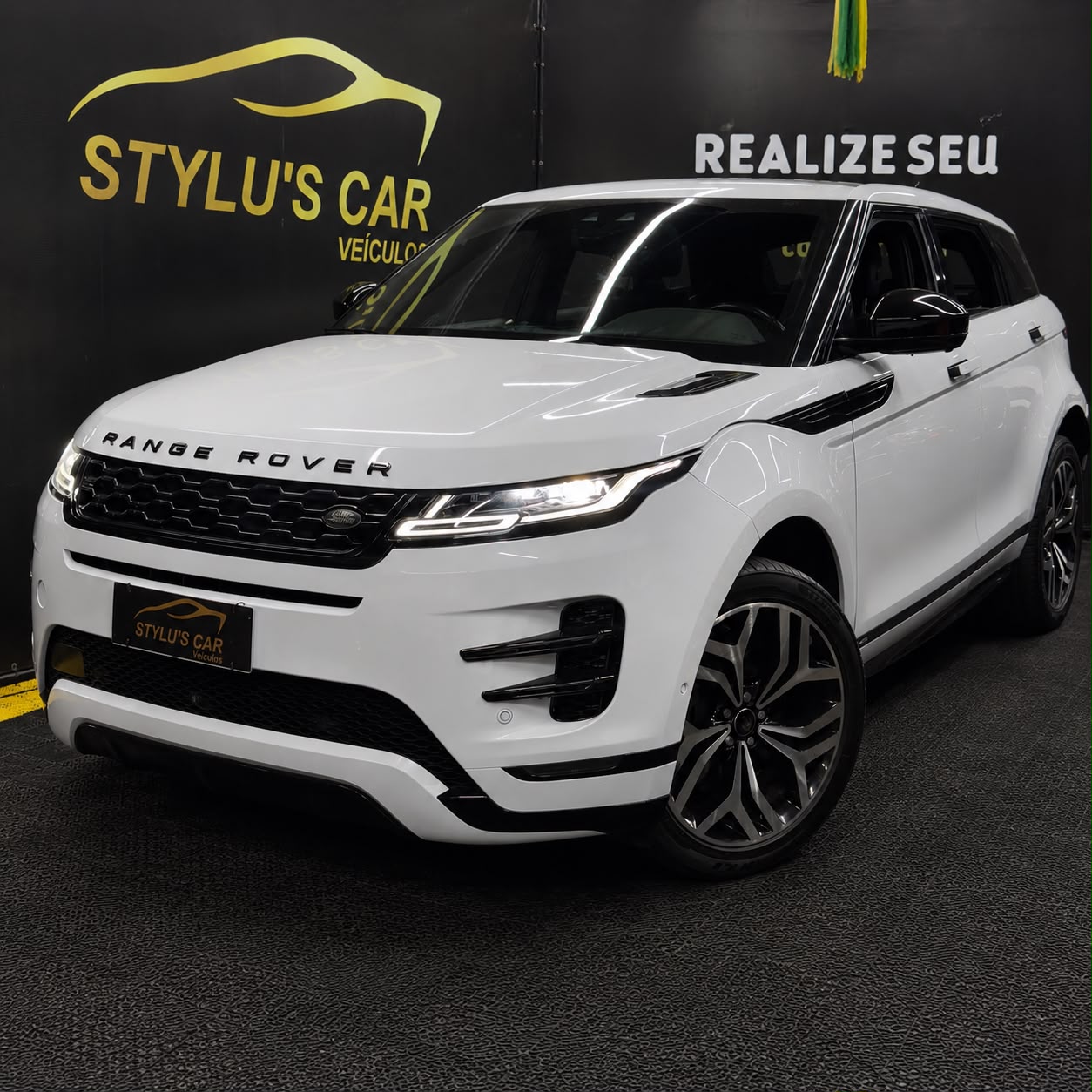 LAND ROVER Range R. Evo HSE Si4 R-Dyn 2.0 300cv Range R. Evo HSE Si4 R-Dyn 2.0 300cv