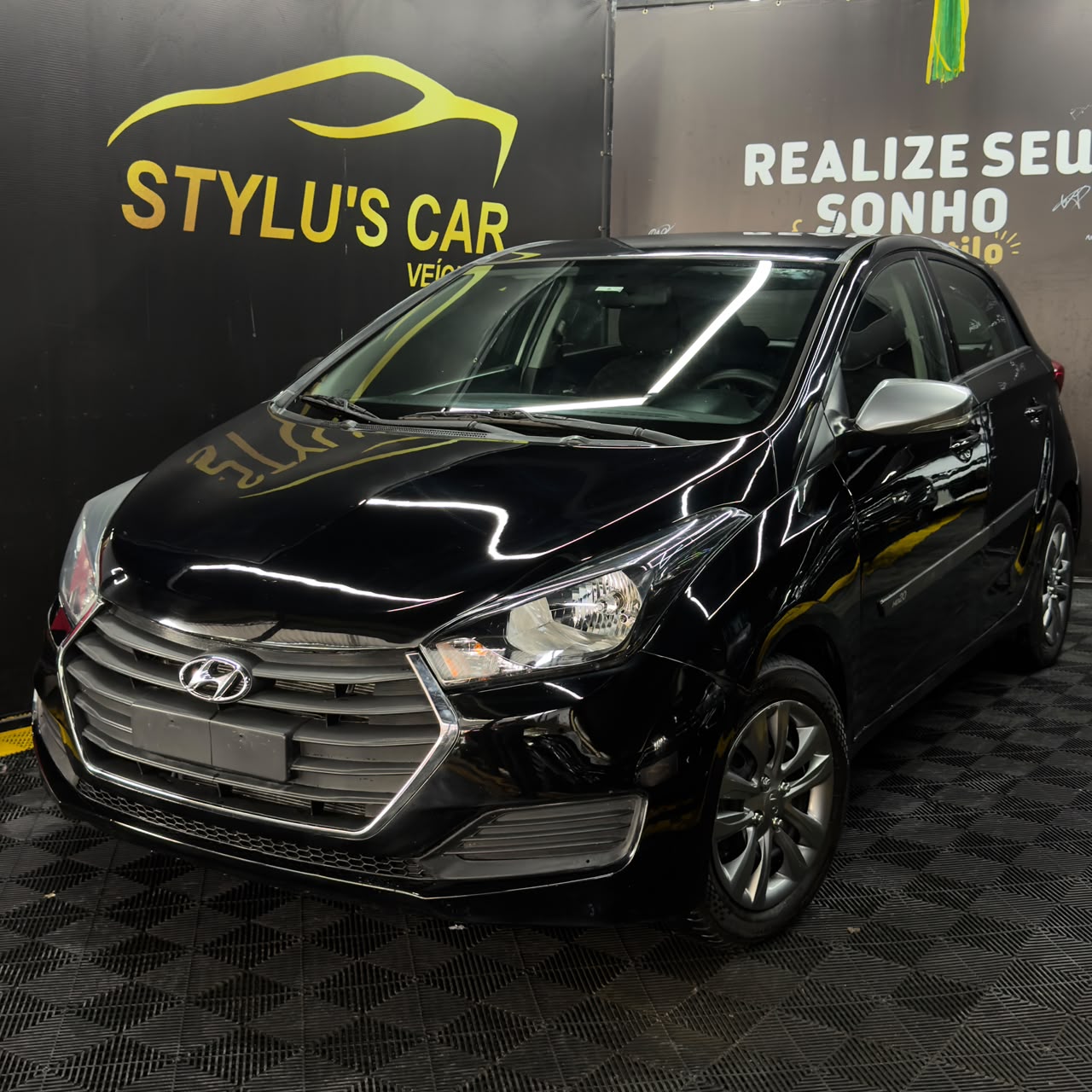 HYUNDAI Hb20 Comfort 1.6