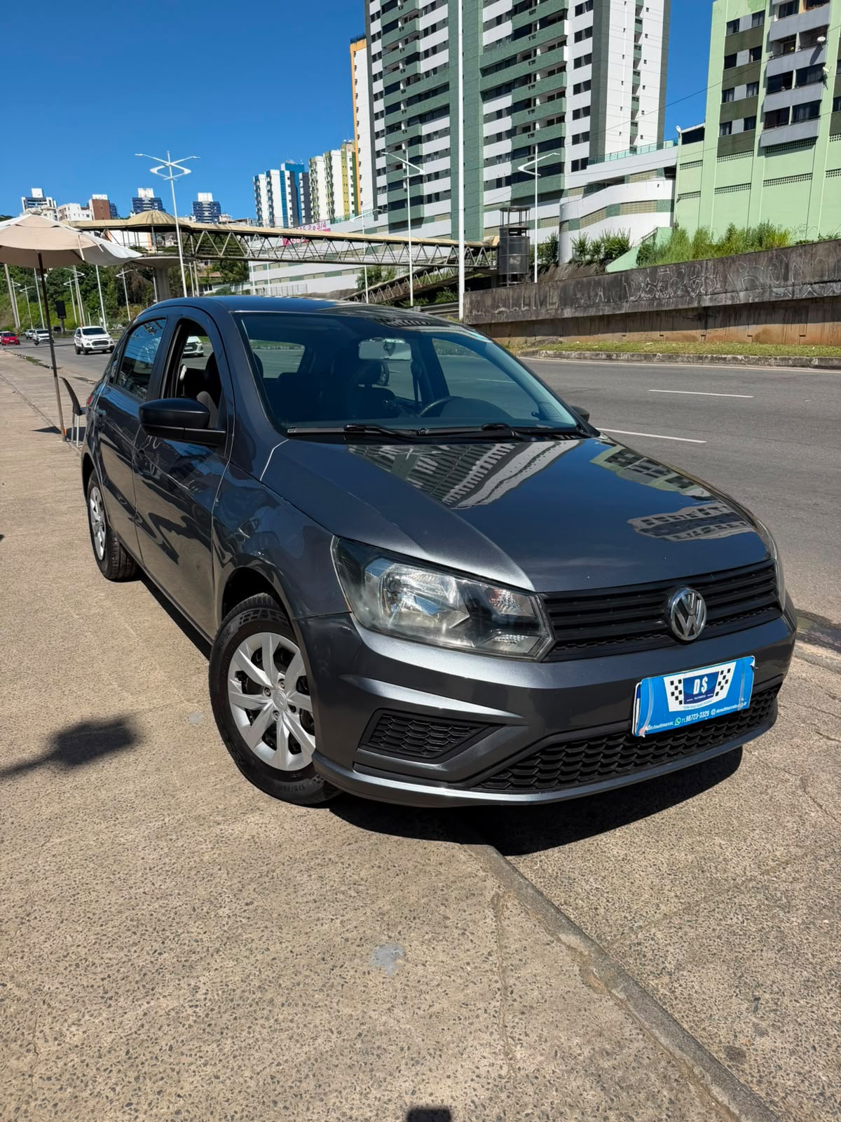 VOLKSWAGEN Gol 1.0 MPI FLEX